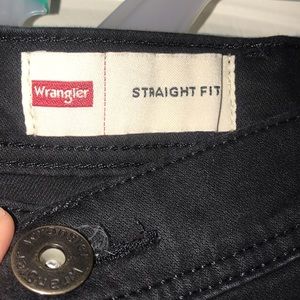 WRANGLER BLACK JEANS